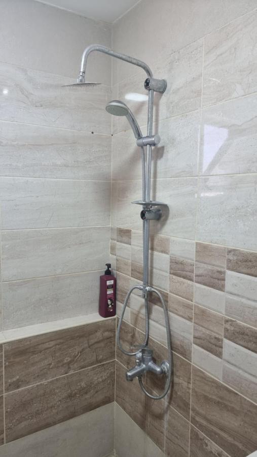 Sbatin Madba Appartamento Madaba Esterno foto